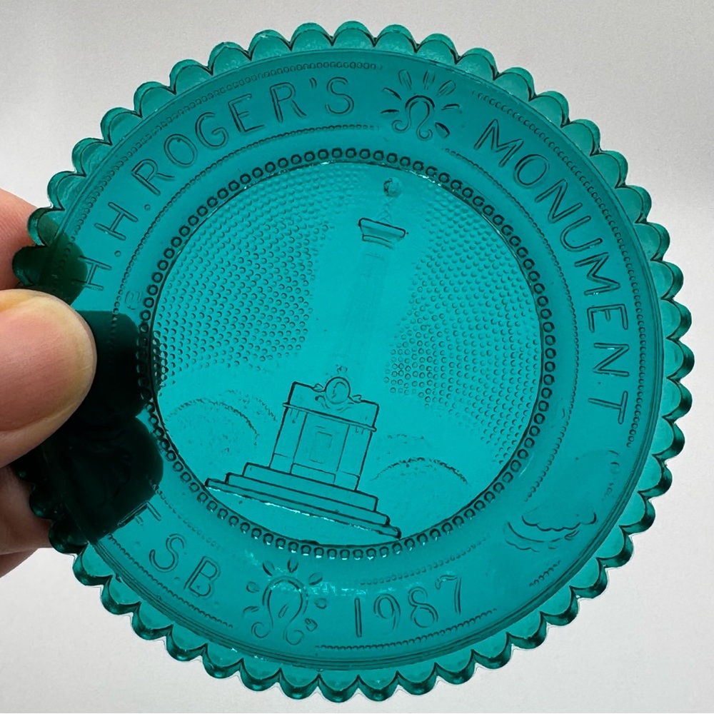 Vintage Pairpoint Glass Cup Plate Commemorating the H. H. Roger's Monument
